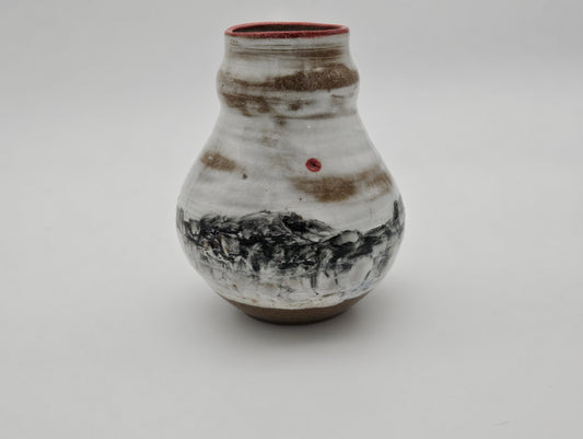 Vase - mountain with red moon